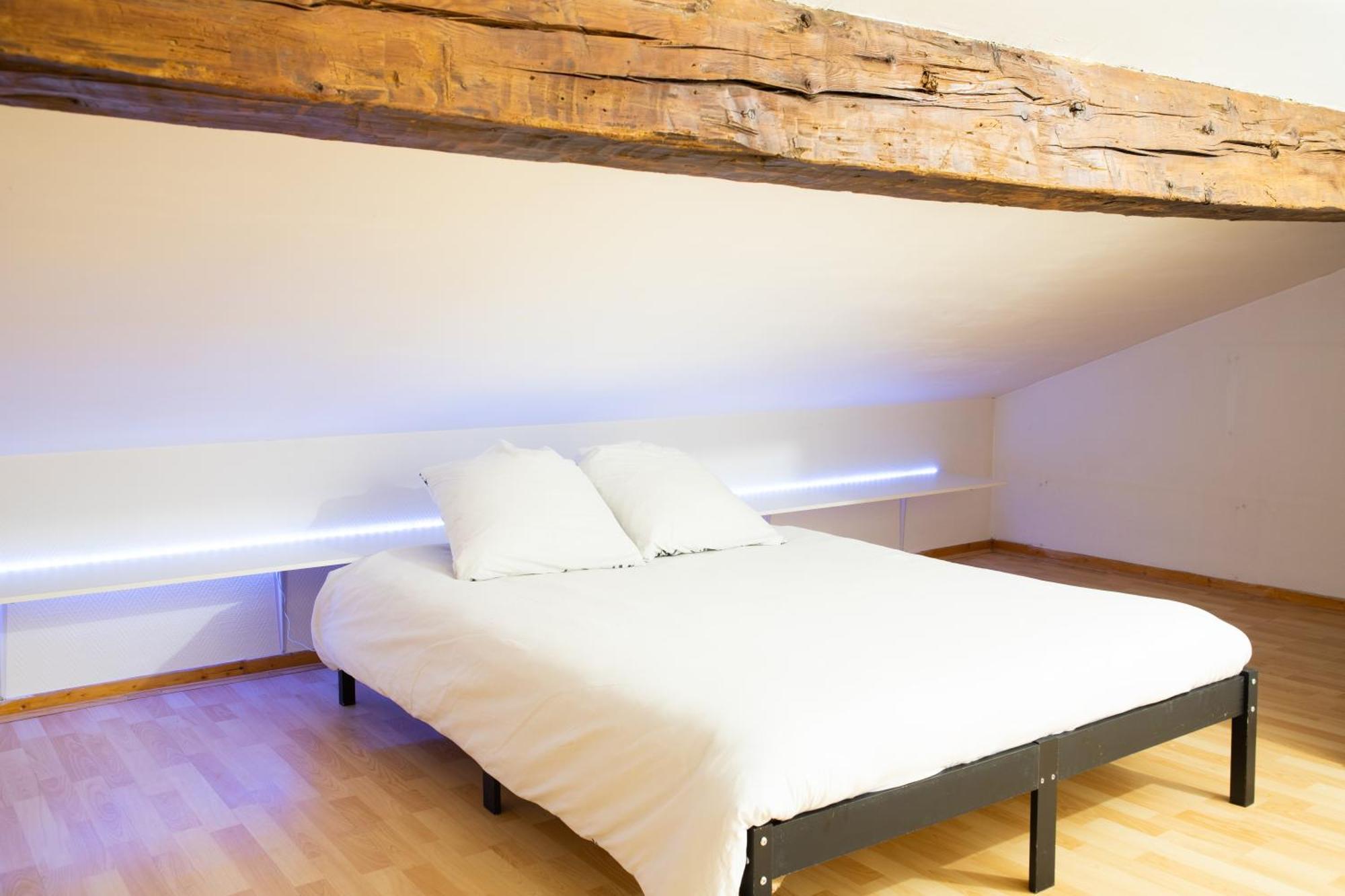Grand Duplex Avec Billard Lejlighed Villeneuve-Tolosane Eksteriør billede